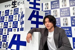 『サントリー生ビール』のCMに出演する山崎賢人（本人の公式インスタグラムより）