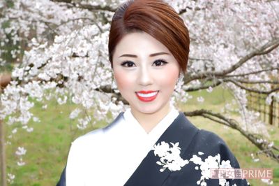 話を聞いたのは、高嶋りえ子ママ。銀座クラブ高嶋など銀座4店舗、都内10店舗を経営している。