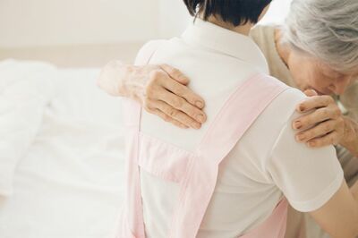 国を訴えた現役の訪問介護ヘルパーの叫び!7割が年収150万円以下、還暦でも“若手”、介護現場は崩壊寸前「…