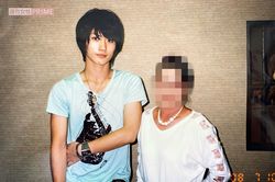 『ごくせん』や『ブラッディ・マンデイ』など、人気ドラマに出演し、頭角を現してきた18歳のころの春馬さんと祖母の隣人