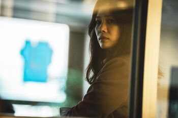 ミン・ヘジン（キム・ヒョンジュ）　Netflixシリーズ『地獄が呼んでいる』独占配信中