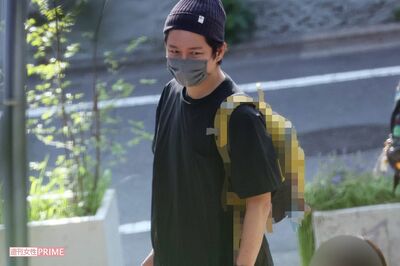 アンジャッシュ渡部建の“居酒屋勤務ショット”を投稿したカラテカ入江慎也の近影に「見ないうちに老けた」…