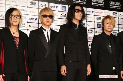 GLAY・HISASHI「売っていいっすよ」のひと言で実現、15分で完売した幻のお茶『グロリアス』