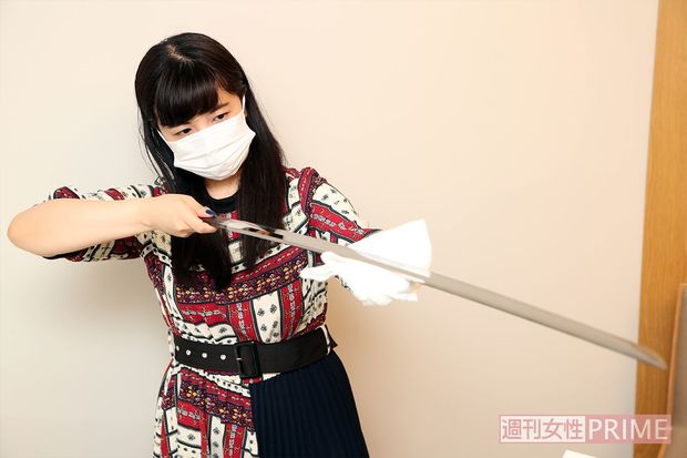 刀剣博物館では「マナー講座」も開催（16歳以上、参加費1000円）。日本刀の持ち方、刃文の見方などが学べる