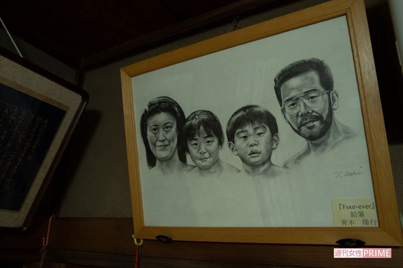 節子さんの自宅には4人の似顔絵が