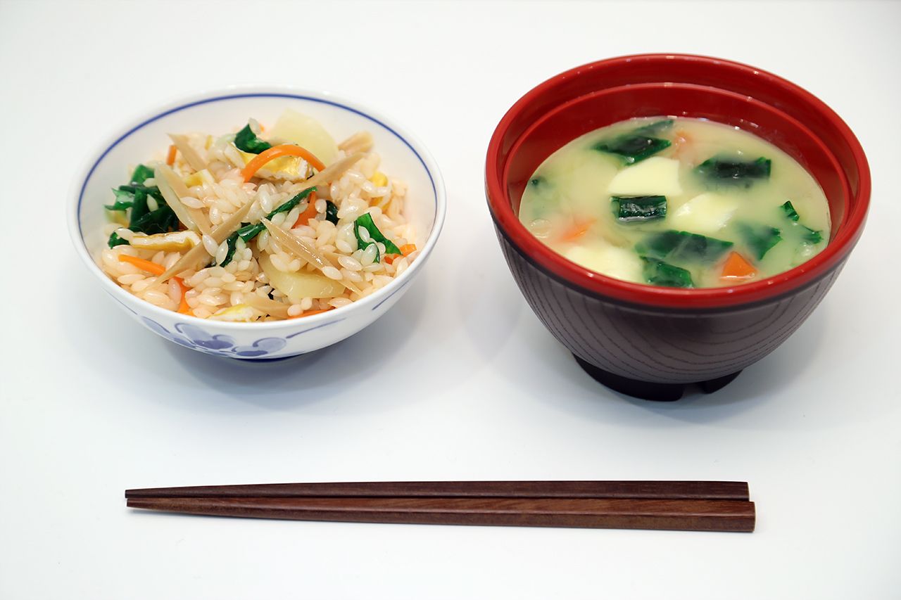 大正12年（1923年）五色ごはん、栄養みそ汁
