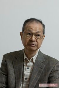 何度もメディアに聞かれたであろうあの日の出来事を話してくれる賢二さん。「犯人が捕まるまで何度だって話しますよ」　撮影／北村史成