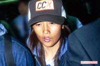 工藤静香「私庶民よと悦に浸ってる」スーパーのセルフレジ利用動画に批判の声、“撮影禁止”疑惑も指摘