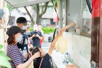 コロナ禍の『こども食堂』、弁当・食材配布で支援継続「くじけそうになったときの力に」