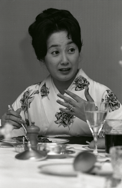 若き日の扇千景さん