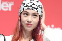 水原希子が新アパレルブランド『kiiks』をPRも、海中遊泳する姿が「素っ裸に見える」と物議に　過去にも“…