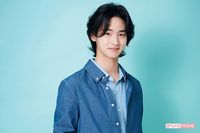 チャン・ドンユン、“女性以上に美しい”と絶賛の女装で次世代のトップスターに