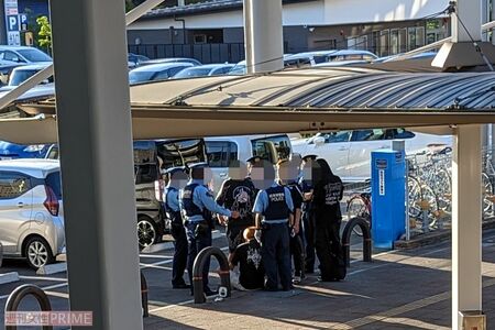 6月上旬の岐阜・大垣駅北口には警察が出動していた