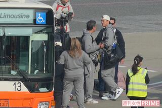 2025年3月13日、羽田空港に到着した帰国直後の大谷翔平