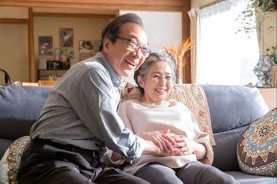 プレミアムドラマ『70才、初めて産みますセブンティウイザン。』4月5日スタート　NHKBSプレミアム　日曜夜10時〜　(c)NHK