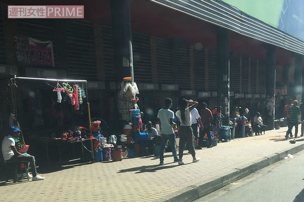 ヨハネスブルグ・アレキサンドラタウンシップの新しい商業地区（高達潔さん提供写真）