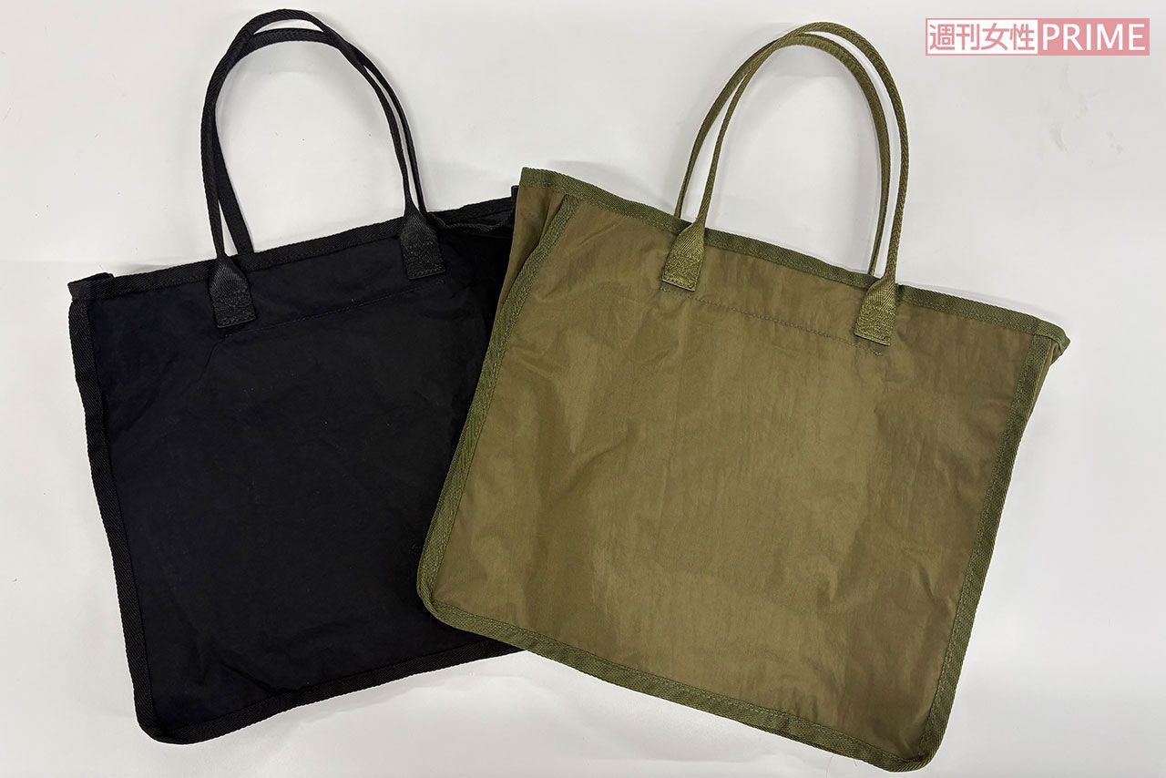 「〈皇居限定〉鳳凰トート」の黒とカーキの裏面