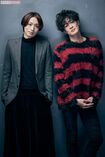 (写真左から)前山剛久、新納慎也 撮影/廣瀬靖士