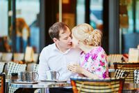 人間らしく生きる都市「東京は100年経ってもパリにはかなわない」その理由とは