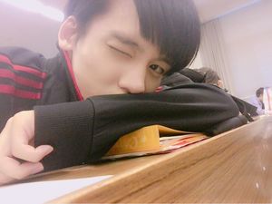 無料なら最前センターを取りに行くのがヲタク！ とはりきるあまり、授業はいつも一人でした（笑）