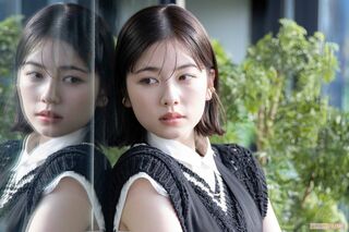 小芝風花　撮影/齋藤周造、ヘアメイク/青山佑綺子（BOND）、スタイリング/小川未久