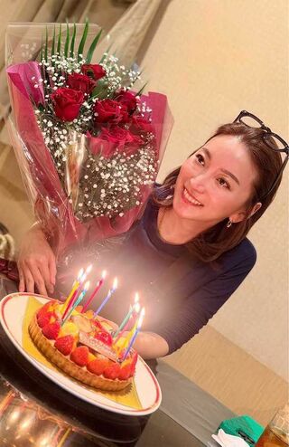 明るく元気に、また1年、加トちゃんとともに頑張ります!　写真提供/加藤綾菜