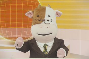 ウシ澤アナウンサーの可愛いさと安定感抜群のナレーションにギャップ萌え　（C）NHK