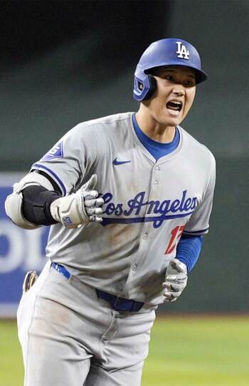 大谷は日本時間8月31日に43本塁打＆43盗塁を達成。その後、さらに記録を伸ばす　写真/共同通信社