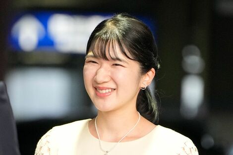 愛子さま、鳥羽水族館でラッコのジャンプ成功に発した「一発で！」のお言葉と「両親から」ににじむ“家族の絆”