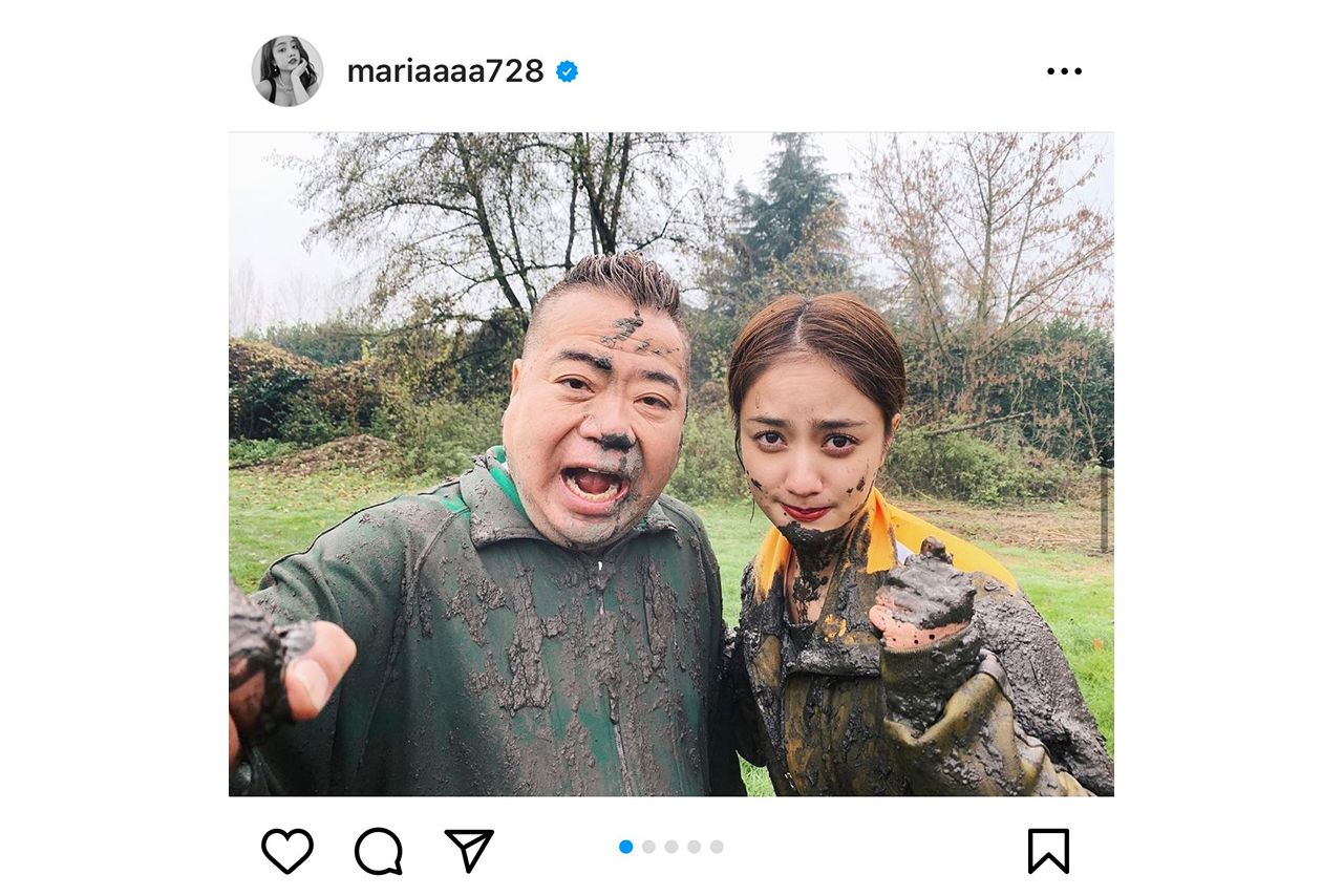 泥まみれになる体のひりっぷり（インスタグラムより）