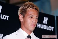 W杯で解説者として話題の本田圭佑、Twitter上で“暴論連発”し物議！ サッカー関係者・ファンを落胆させた…