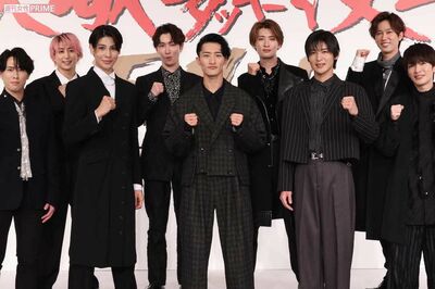 Snow Man『紅白』出場見送りに集まる歓喜、貫く“ファンファースト”の愛で100万人超え配信に高まる期待