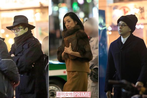 （写真左から）滝藤賢一、草刈民代、鈴木浩介