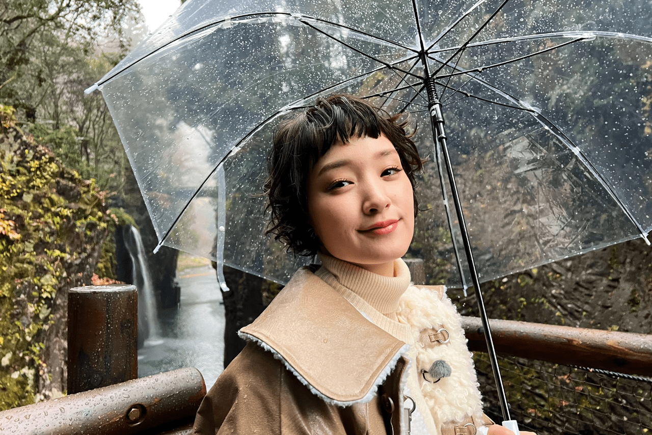 高千穂でのオフショットを公開した剛力彩芽（剛力彩芽公式Xより）