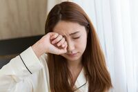 「朝起きられない」「炭水化物が欲しくなる」アナタは“冬うつ”かも！ その対策法は