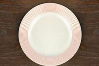 【心理診断】どのお店にお皿を買いに行く?  人から見たあなたの「怖い」部分をチェック