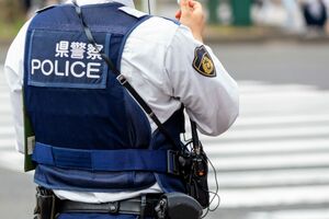 中国人による「神奈川県警コスプレ」制服がSNSで拡散、不安を感じる人