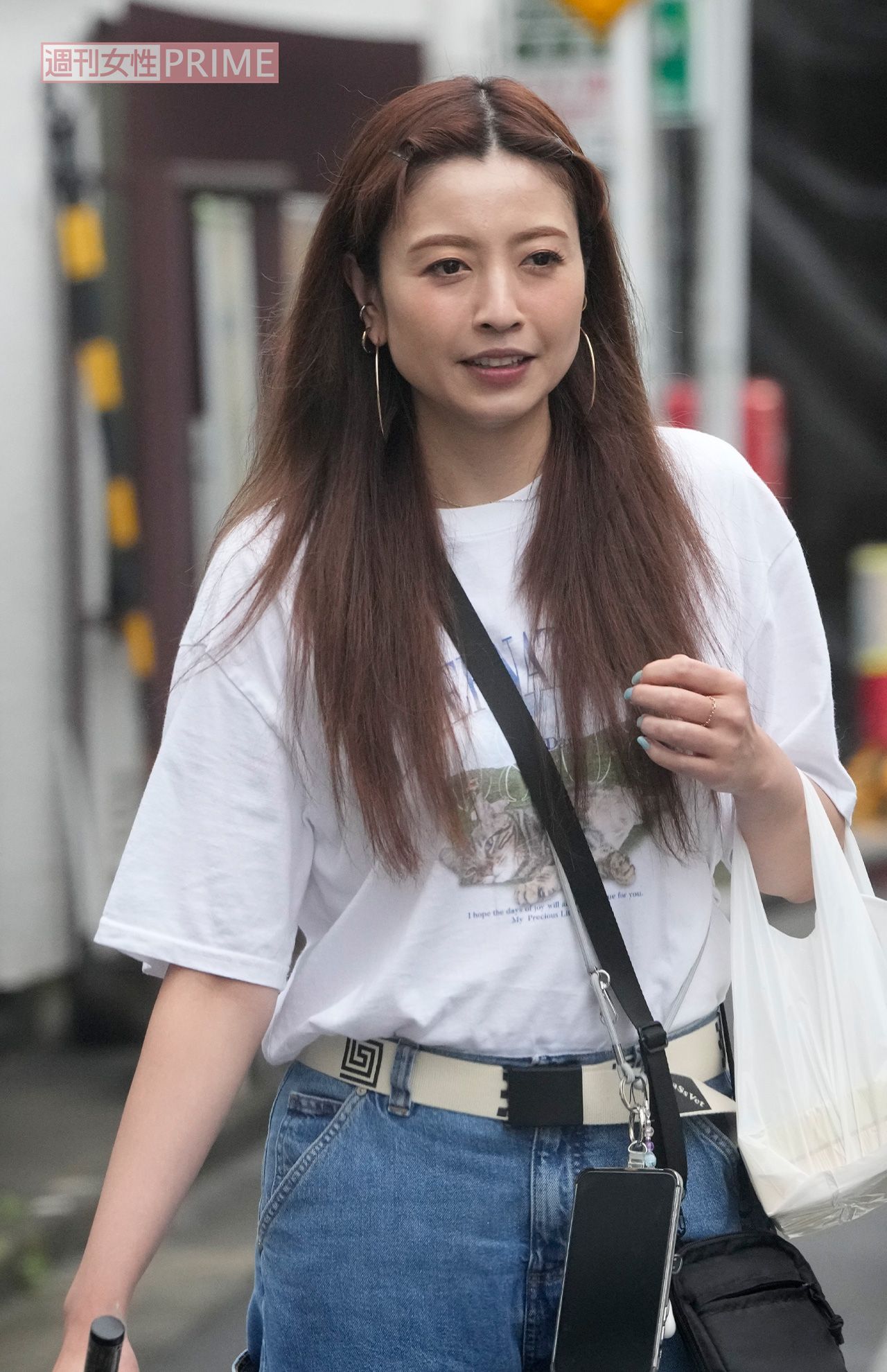 2023年8月、ランチを終えてオフィスに戻る片瀬那奈