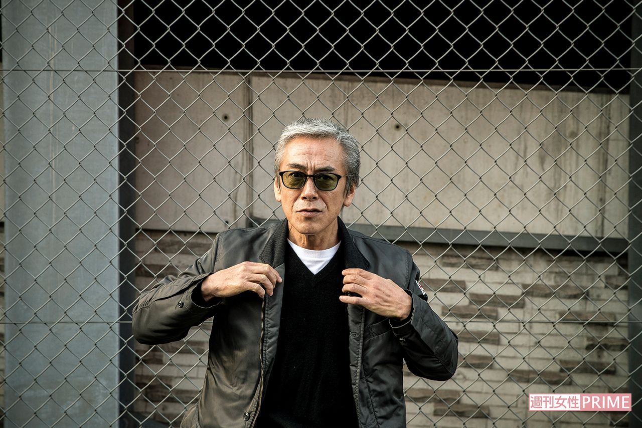 強面のイメージがある寺島だが、今後、演じてほしい役を三谷監督に尋ねると、こんな答えが返ってきた。「意地悪ばあさん役ですね。僕がまだ開けてない引き出しがたくさんあるはずだから。意外性が楽しみ」　撮影／伊藤和幸