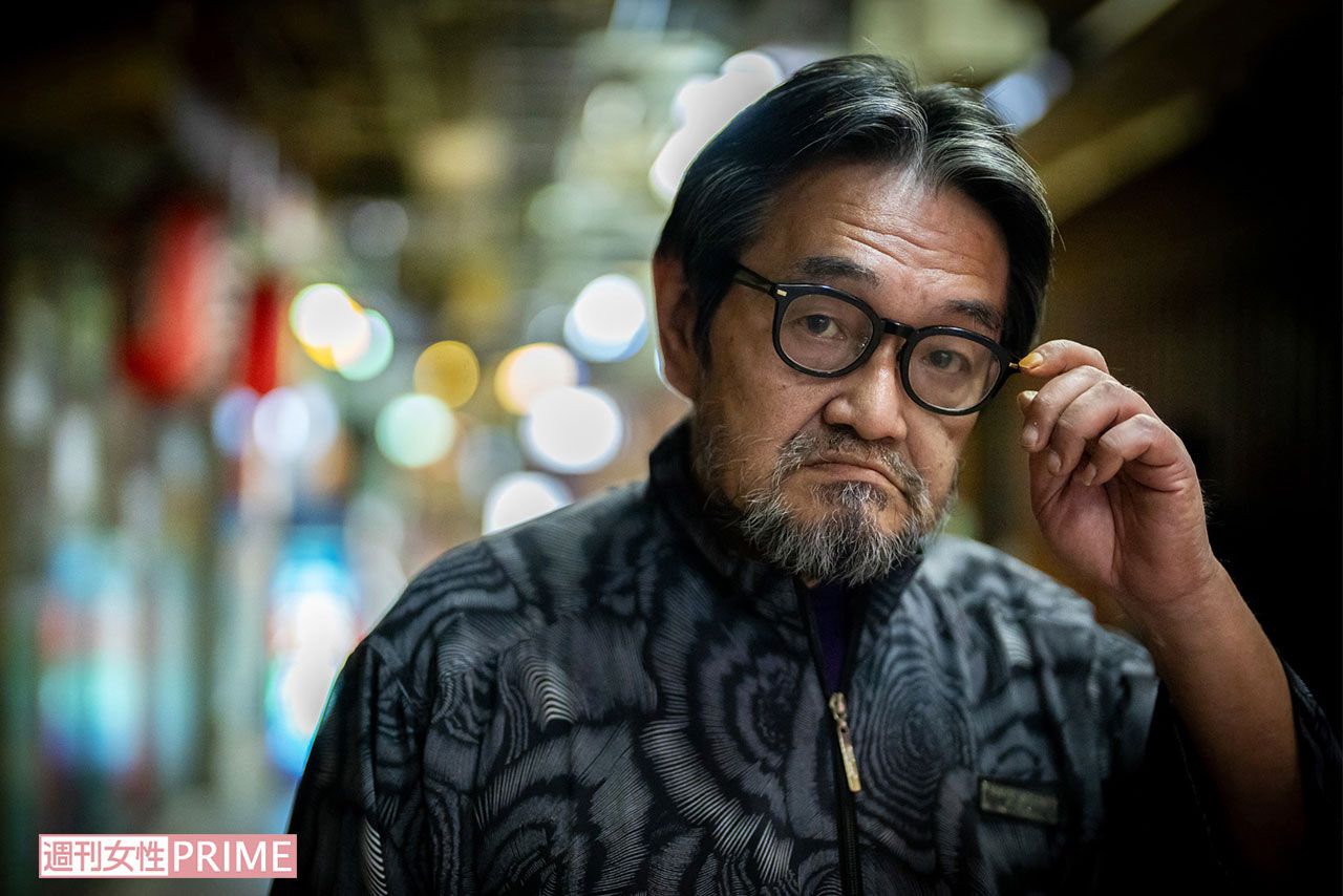 ホームレス生活を経て62歳で作家デビューした赤松利市さん（撮影／佐藤靖彦）