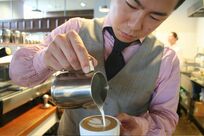 アジア人初のバリスタ世界王者に聞く「おいしいコーヒーを淹れる方法」