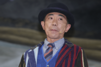 木梨憲武と『セント マイケル』とのコラボトレーナー“仮面ノリダー”が話題、成田凌や北山宏光も着る明か…