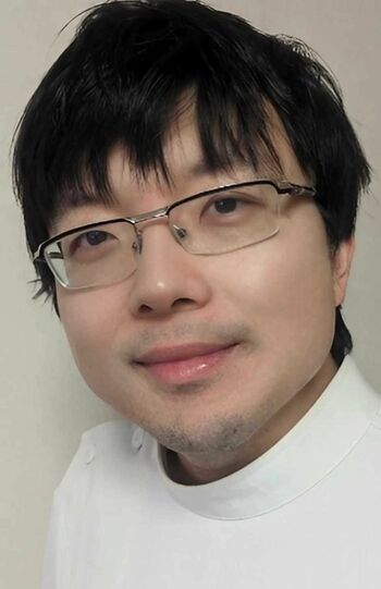 伊藤大介先生　一之江駅前ひまわり医院院長。東京大学医学部医学科卒業。東京大学医学部附属病院などに勤務し、現職。著書に『総合診療医が徹底解説健康診断でここまでわかる』（文藝春秋）。