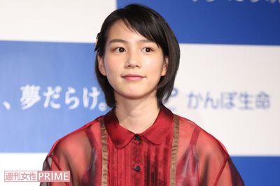 能年玲奈、元所属事務所が公式サイトにプロフィールを残し続ける意図とは