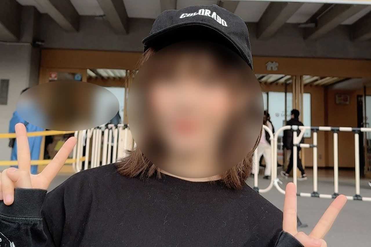 エロ系の投稿をして生活しているという女性