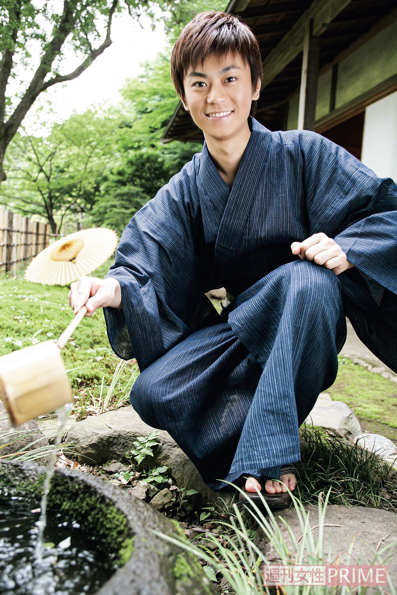 '06年6月。アルバム『演歌名曲コレクション6～一剣～』について「“くじけず迷わず、自分の道を突き進め”といった感じで、7年目の自分に問いかけているような曲ばかりですね」　撮影／廣瀬靖士、本誌写真班