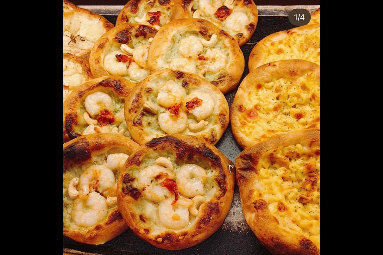 木村拓哉が好物だという野菜やチーズなどがのったフォカッチャ（店のインスタグラムより）