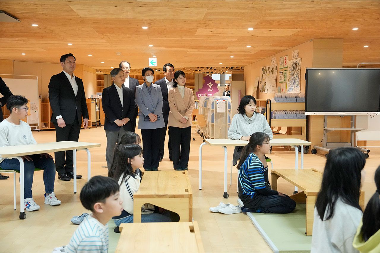 福島県の学校も訪問された天皇ご一家