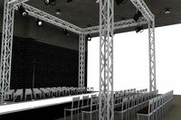 亀梨和也がクラブイベントのVIP席に登場、“酒が入っても低姿勢”な夜