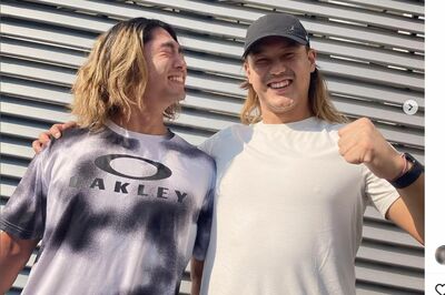 “チームロンゲ”を組む西武・今井達也と高橋光成（高橋の公式インスタグラムより）